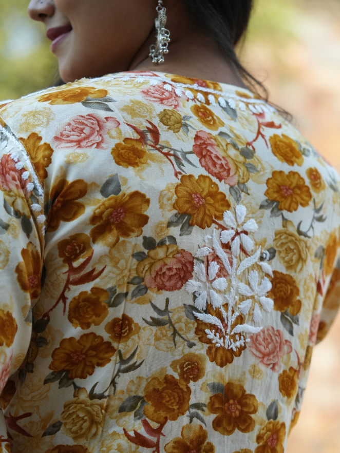 Noor- Butter-Soft Rayon Printed Straight Kurta